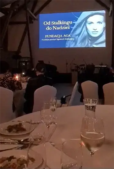 Od stalkingu do nadziei, Fundacja AGA, Zamek Topacz